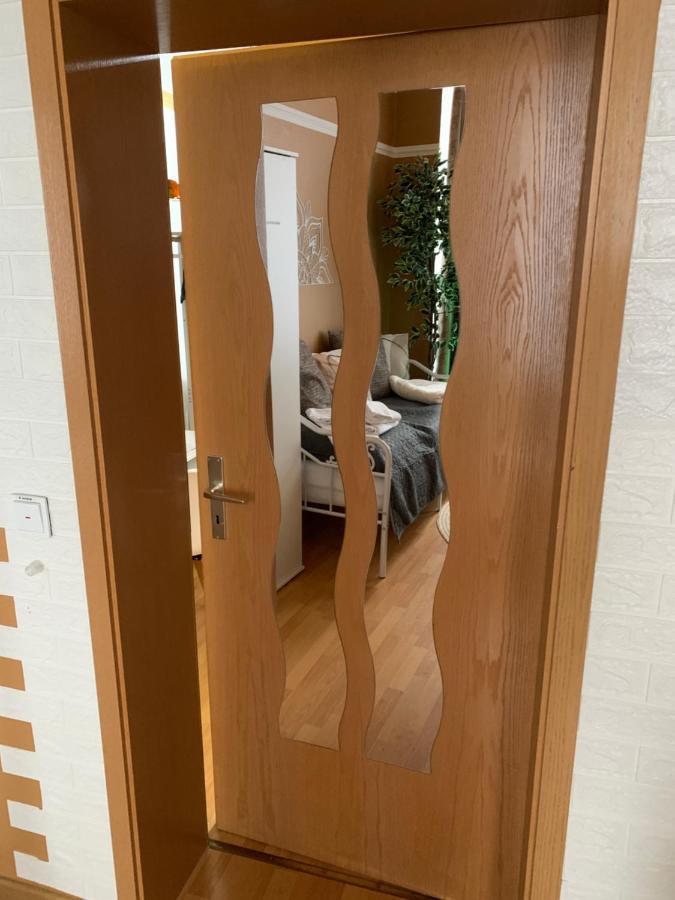 Best-Preis Fewo Rathausblick 2 - Zentrale Lage In Wittenberge - 2 Personen - Einzelzimmer - Vollausstattung - Wlan / Prime & Self-Check-In エクステリア 写真
