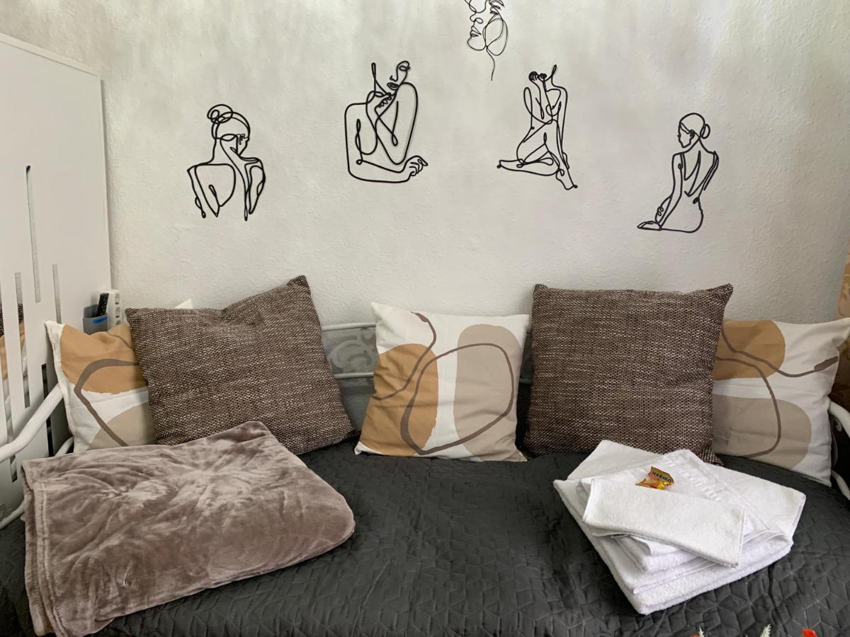 Best-Preis Fewo Rathausblick 2 - Zentrale Lage In Wittenberge - 2 Personen - Einzelzimmer - Vollausstattung - Wlan / Prime & Self-Check-In エクステリア 写真