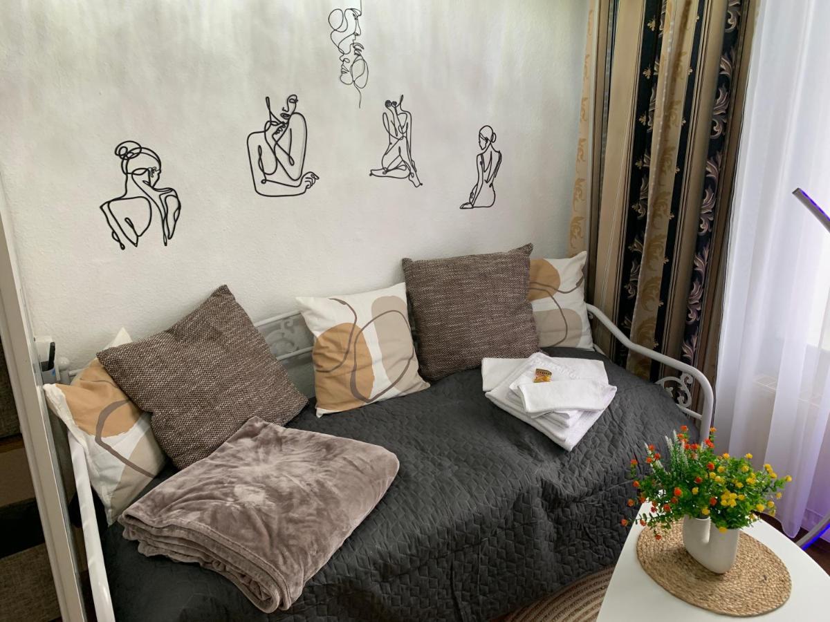 Best-Preis Fewo Rathausblick 2 - Zentrale Lage In Wittenberge - 2 Personen - Einzelzimmer - Vollausstattung - Wlan / Prime & Self-Check-In エクステリア 写真